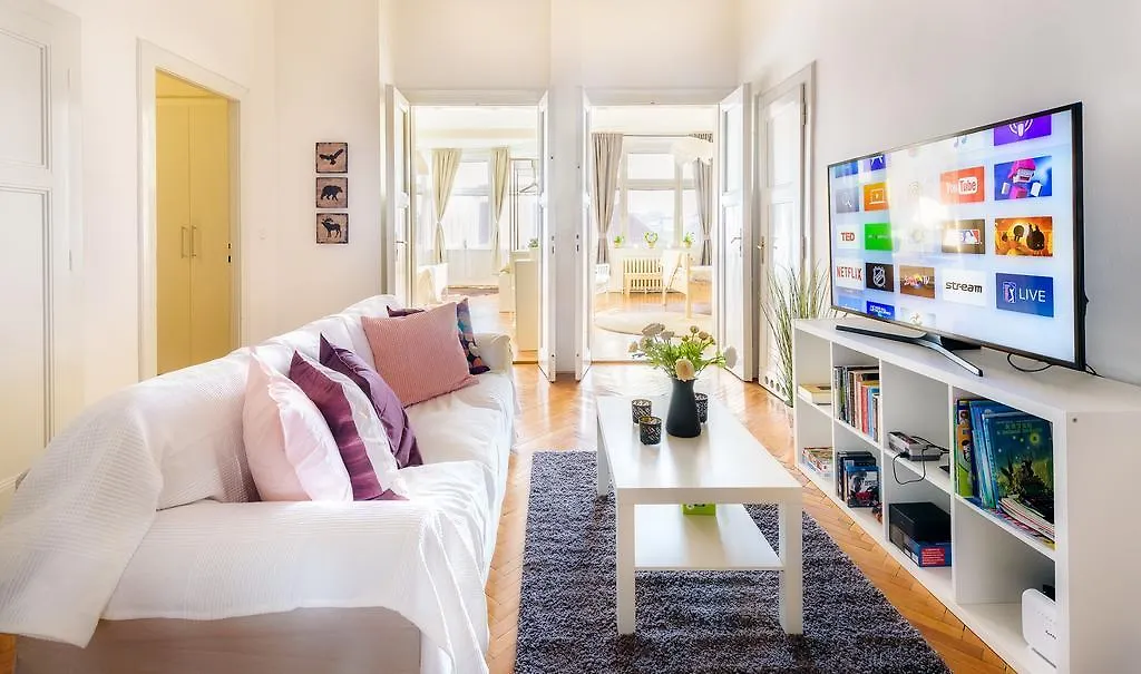 Friends Old Town Apartment Prag